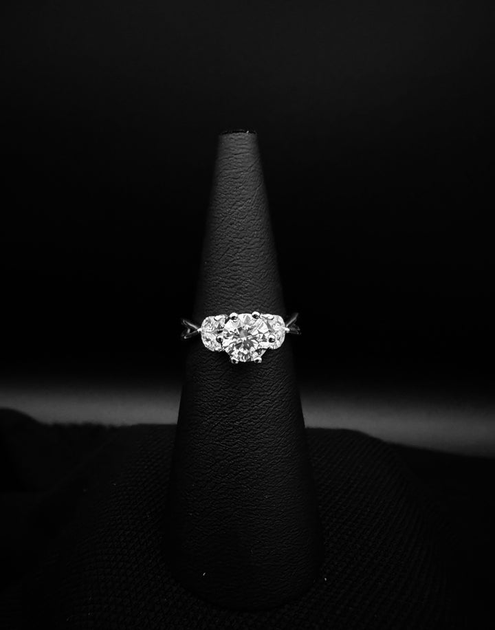 Classic Ring
