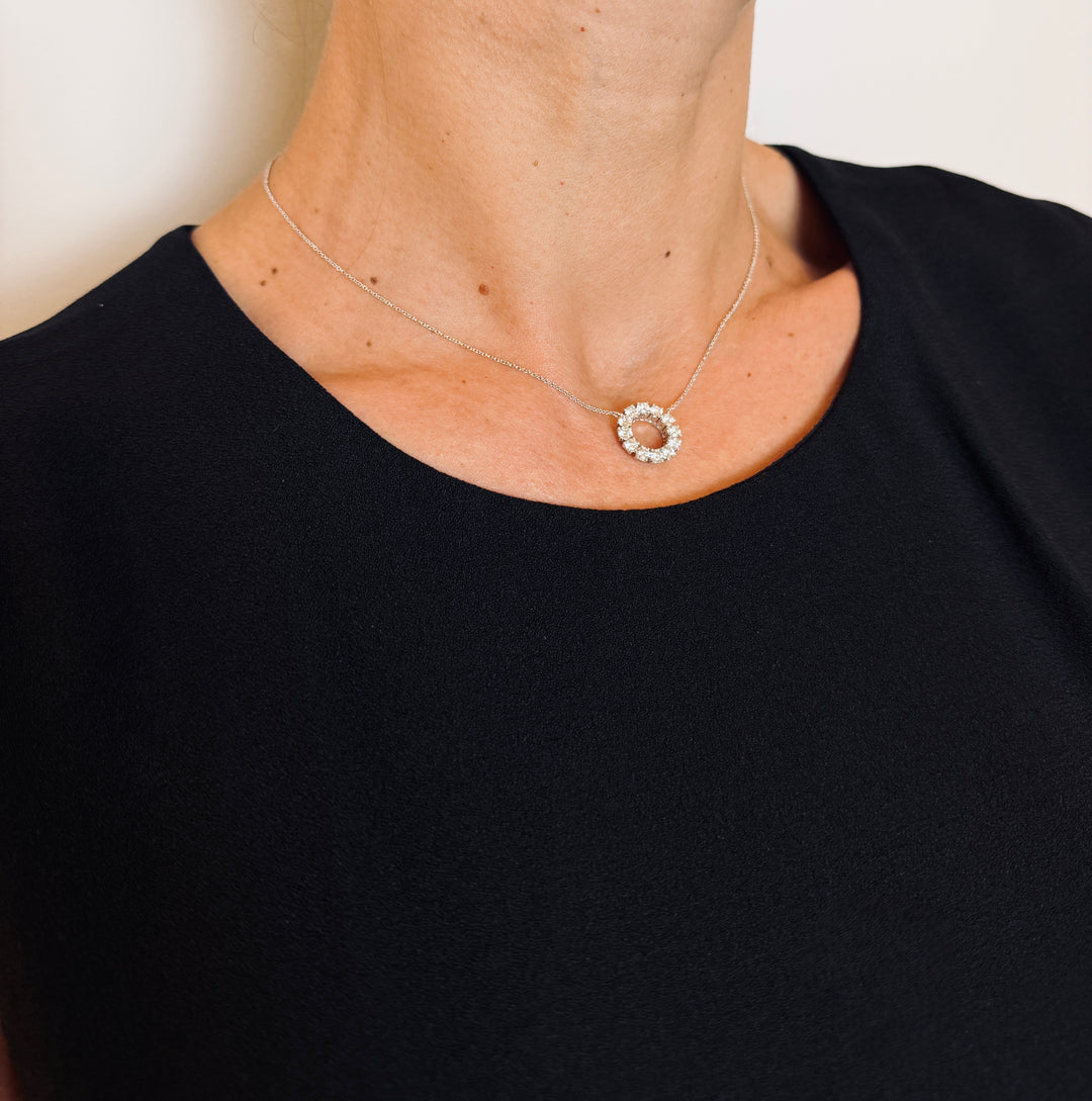 Diamant Circle of Love Halskæde – 9K Hvidguld