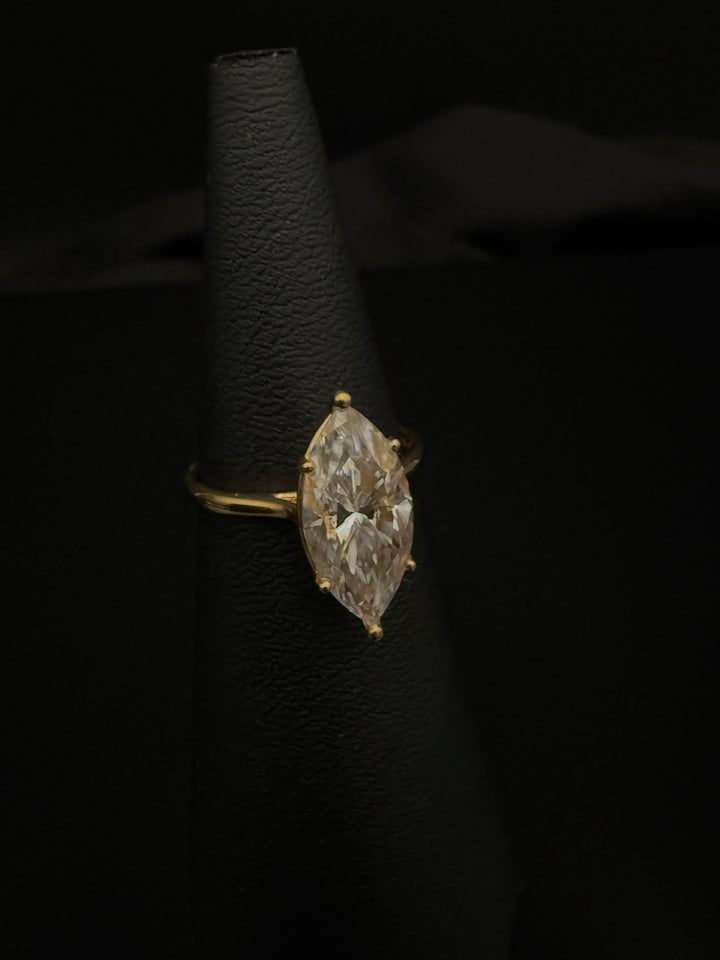 Marquise Majesty Ring 14 K Guld