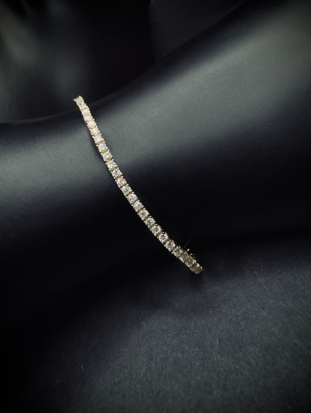 CHR Tennis Armbånd 2 mm Golden Edt.