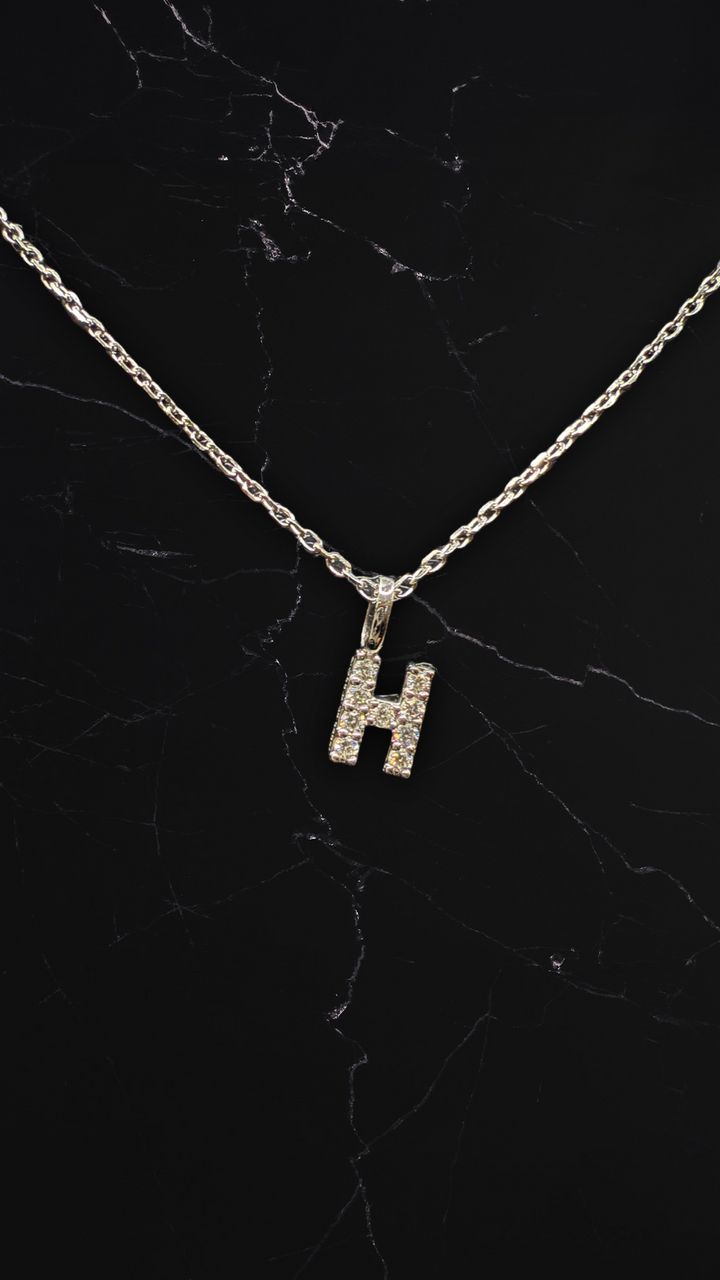 Diamantbogstav 18 K Hvidguld