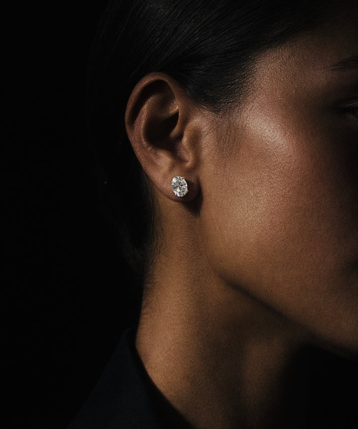 CHR Oval Cut Moondust Ørestikker