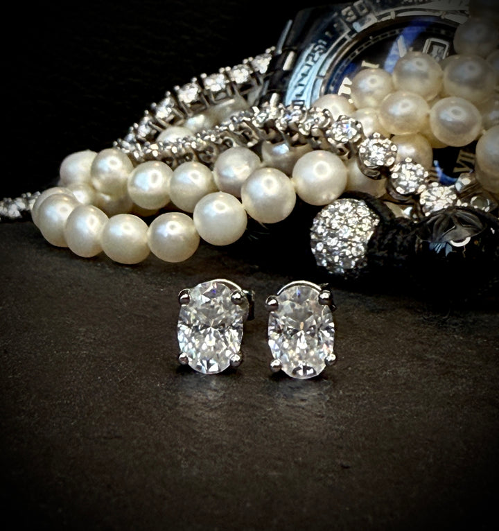 CHR Oval Cut Moondust Ørestikker