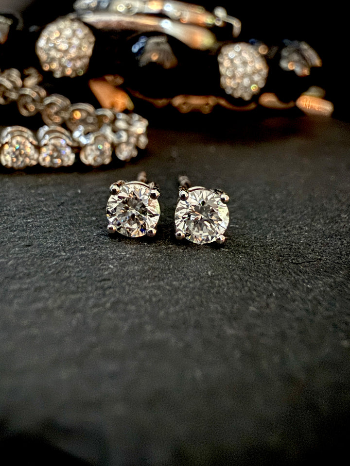 Diamant Ørestikker 9K Hvidguld