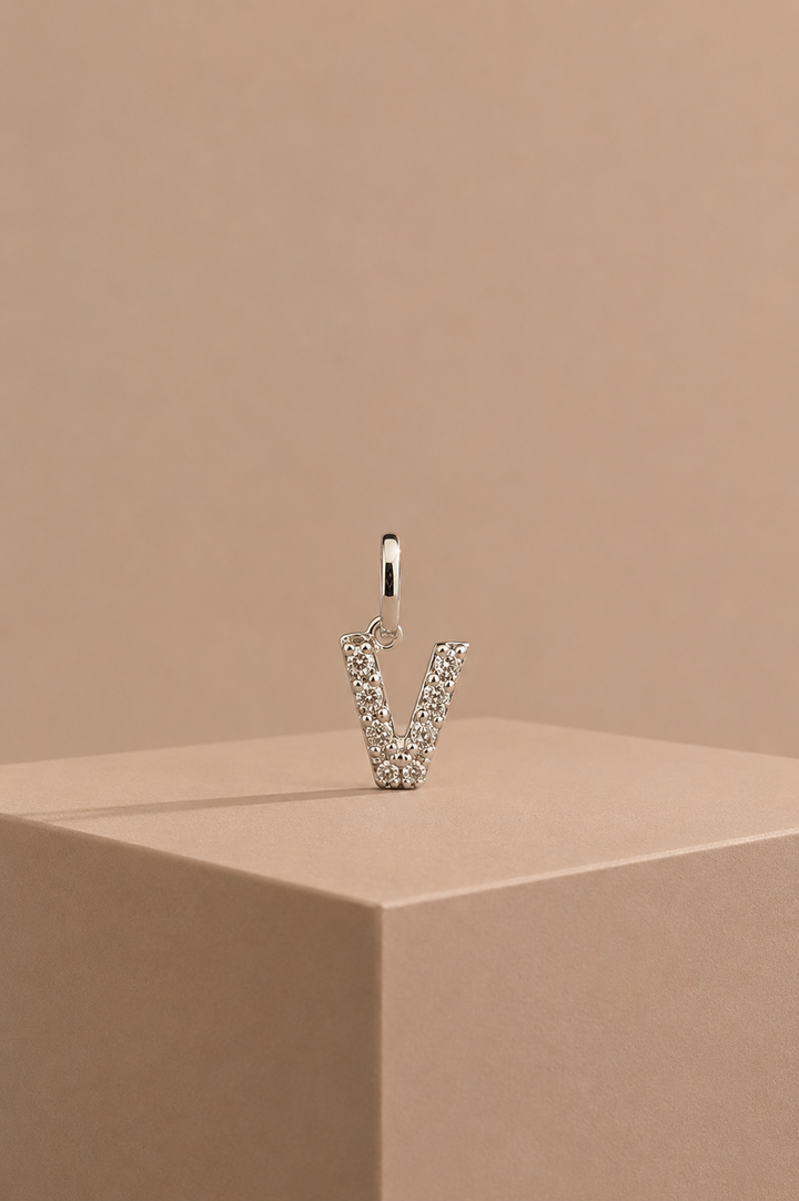 Diamantbogstav 18 K Hvidguld