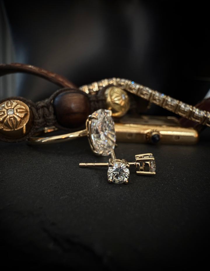 Diamant Ørestikker 9K Guld