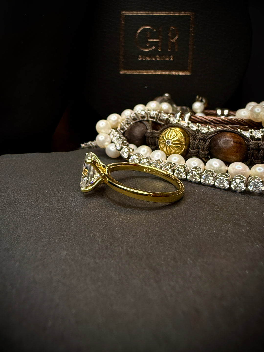 CHR Oval Cut Ring – Golden Edt.