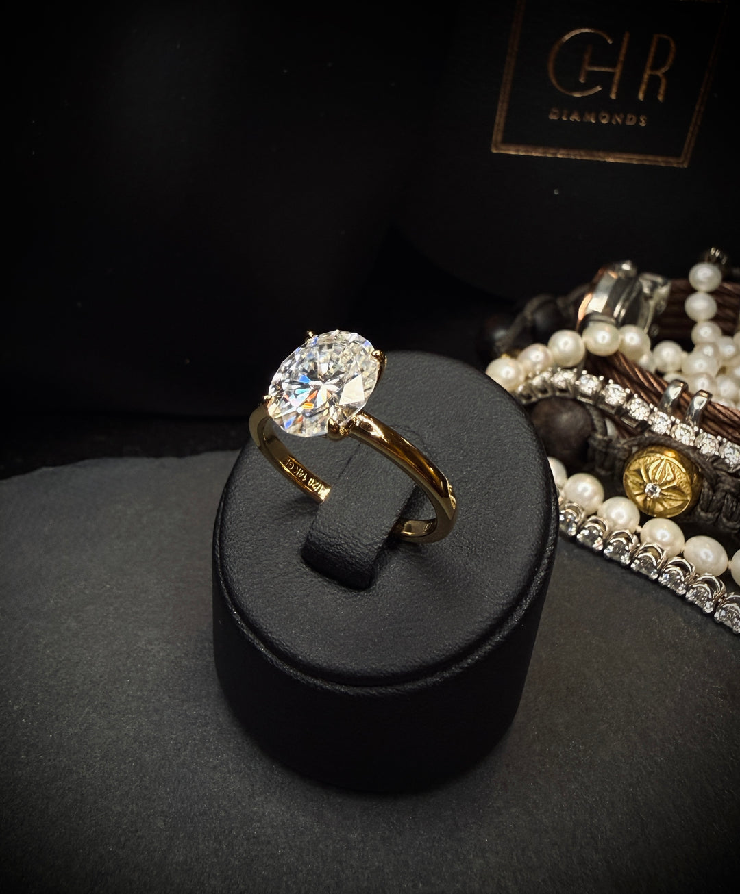 CHR Oval Cut Ring – Golden Edt.