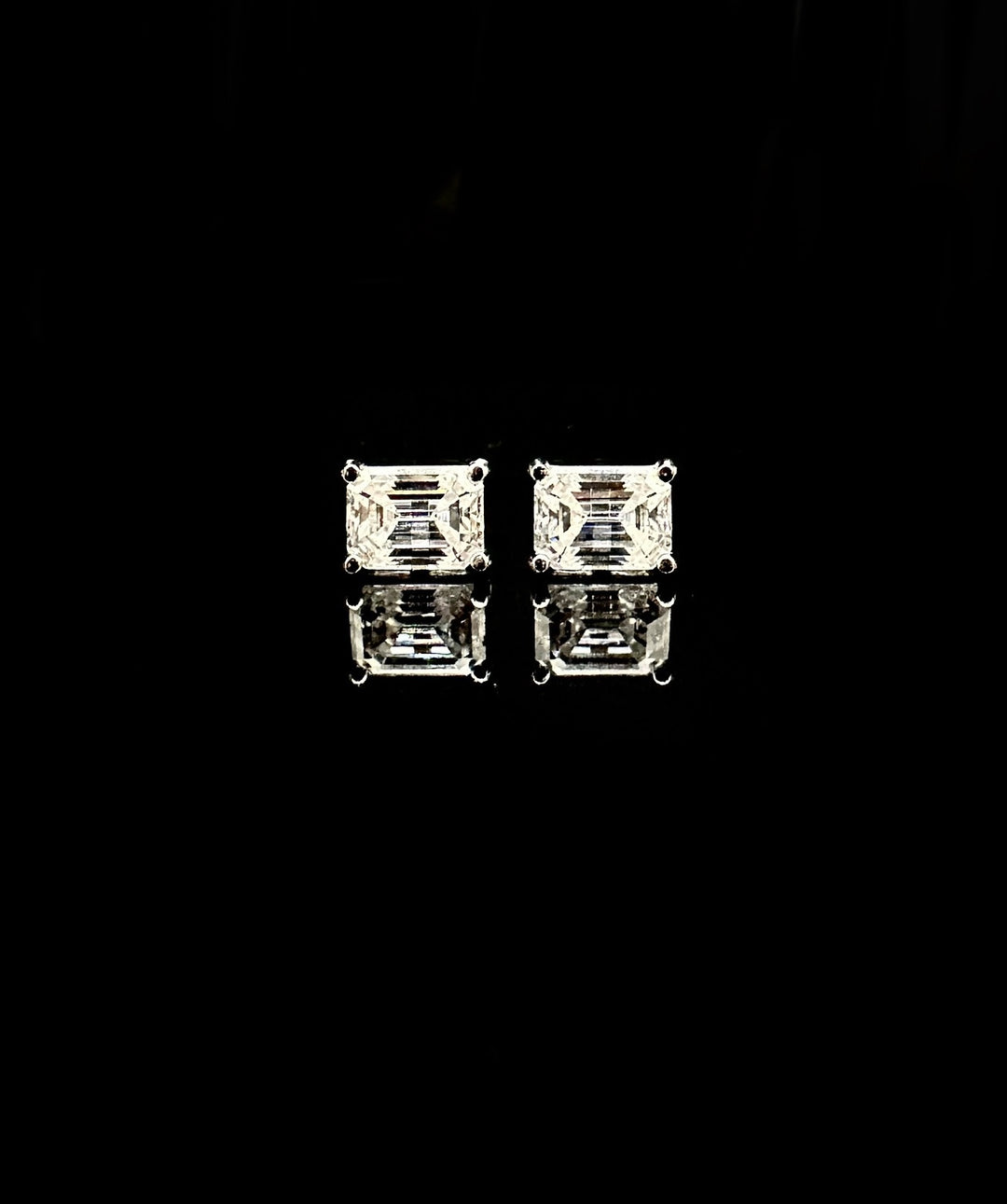 Emerald Cut Ørestikker