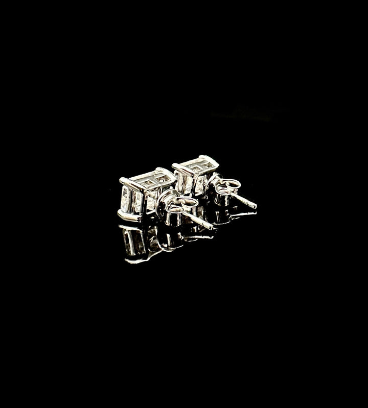 Emerald Cut Ørestikker