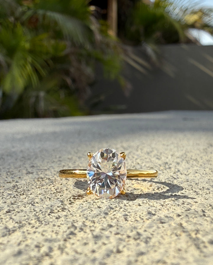 CHR Solitaire Oval Cut Ring Guld