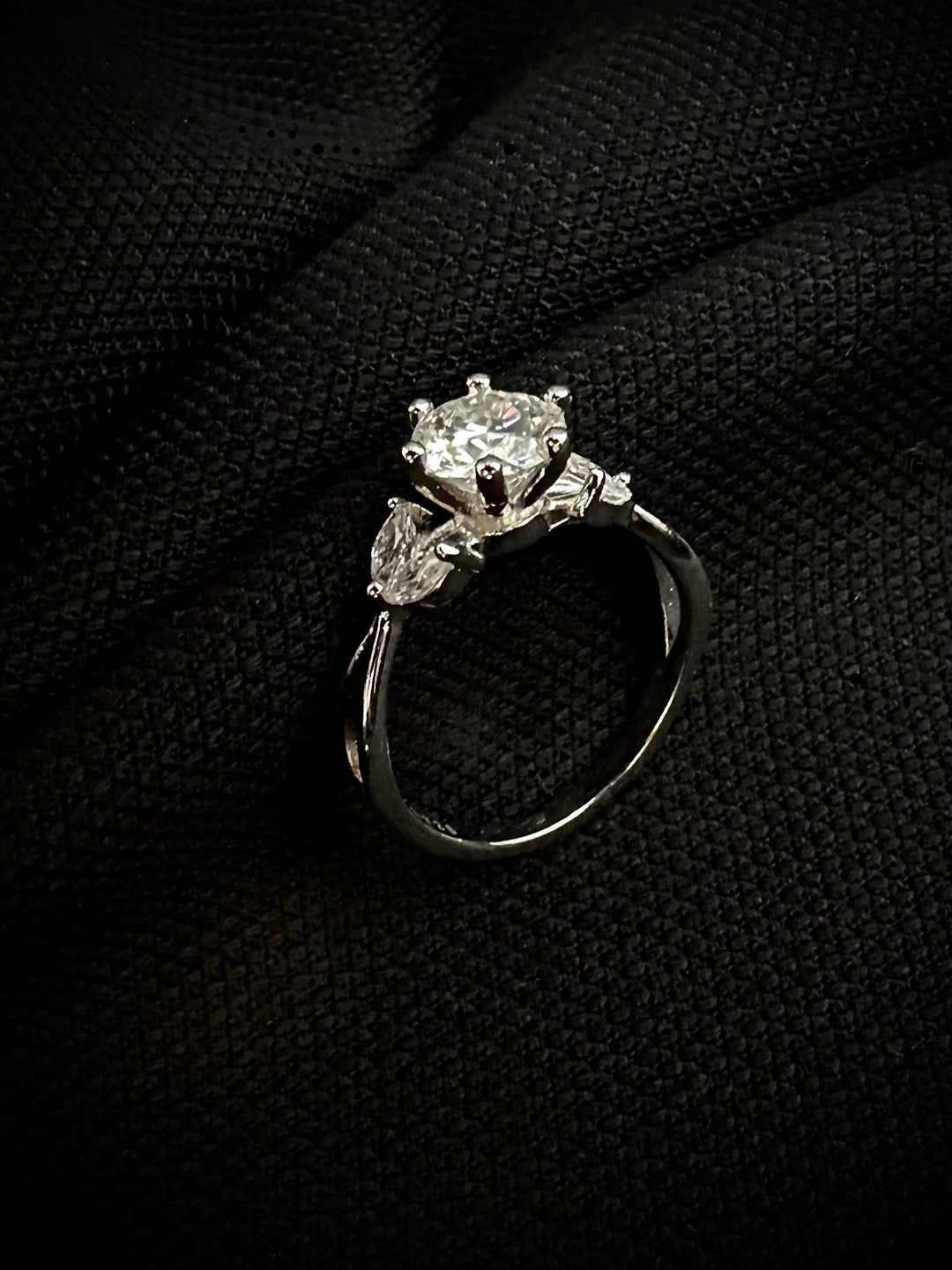 Classic Ring