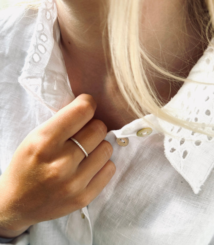Minimalistic Guld Eternity Ring (14K)