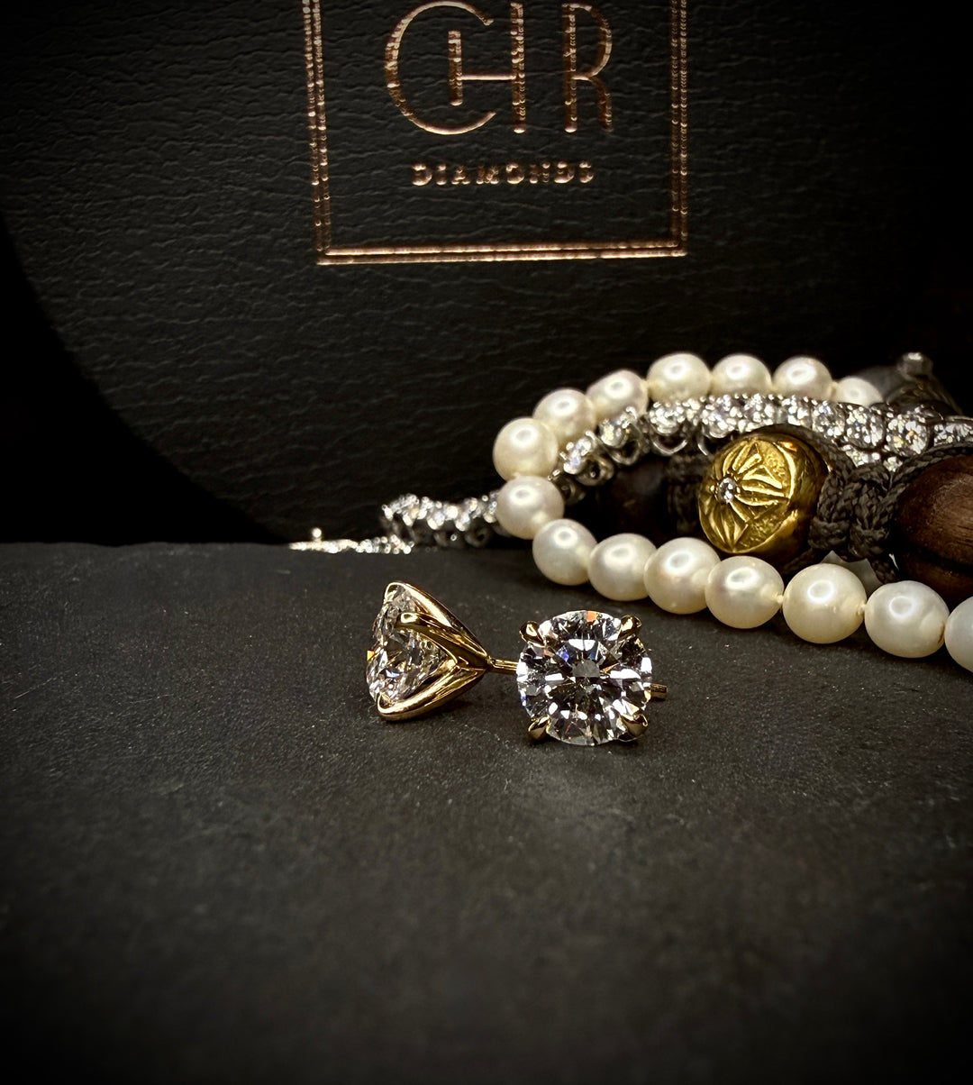 CHR Diamant Solitaire Ørestikker 18K Guld 2x1.1 CT