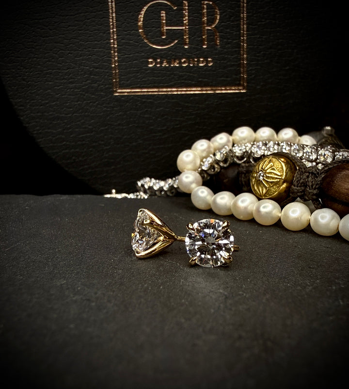 CHR Diamant Solitaire Ørestikker 18K Guld 2x1.1 CT