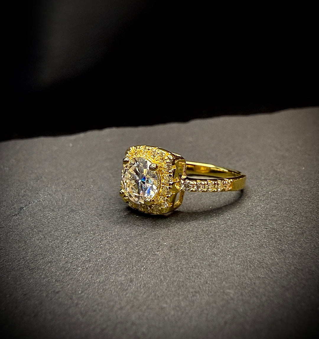 Lumina Halo Ring Golden Edt.