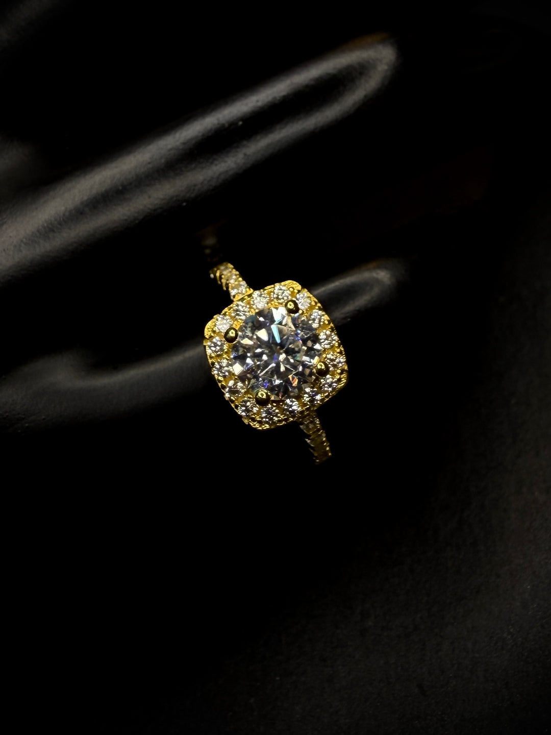 Lumina Halo Ring Golden Edt.