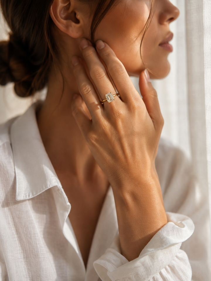 Moondust Emerald Cut Ring Golden Edt.