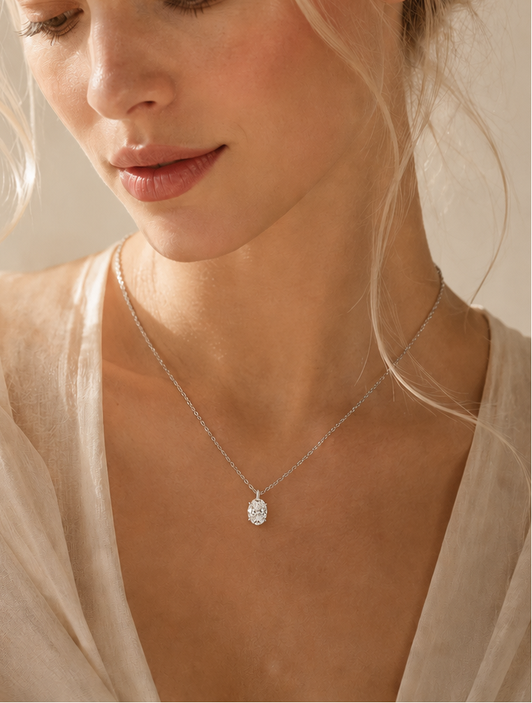 Diamant Halskæde Oval Cut 18 K Hvidguld