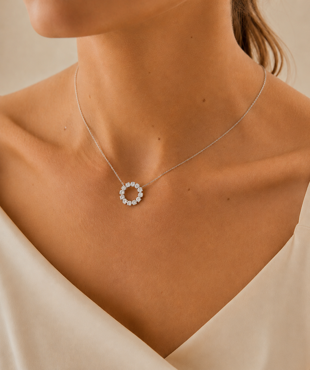 Diamant Circle of Love Halskæde – 9K Hvidguld