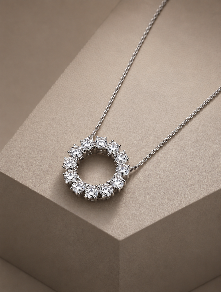 Diamant Circle of Love Halskæde – 9K Hvidguld