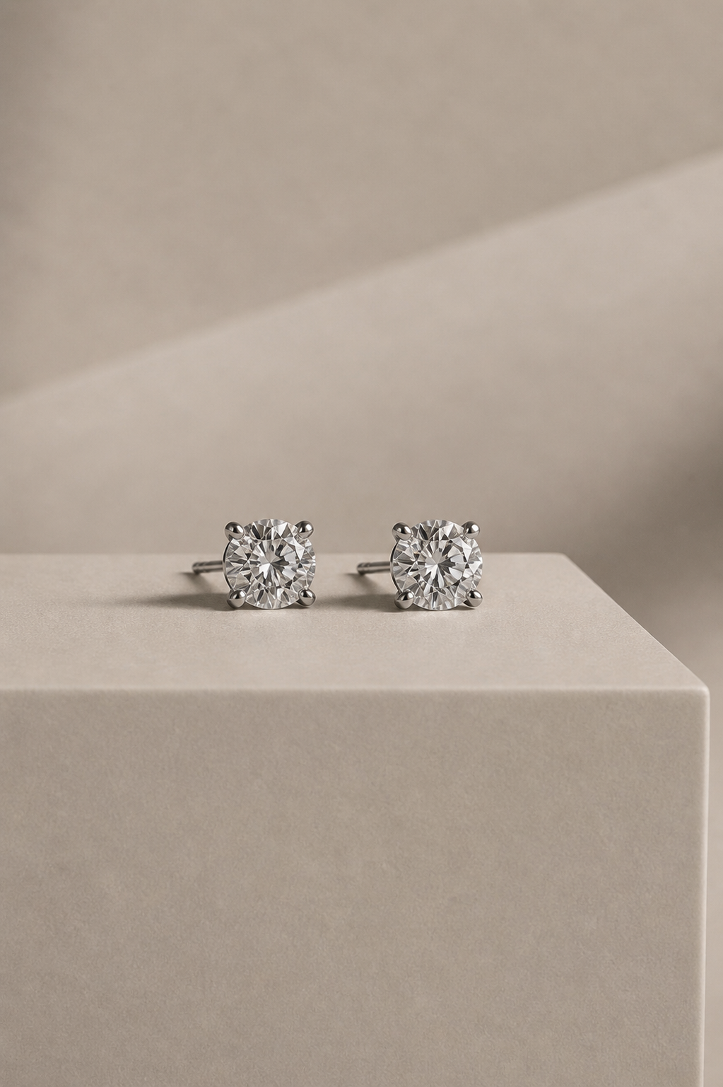 CHR Diamant Ørestikker 18K Hvidguld 2.15 CT