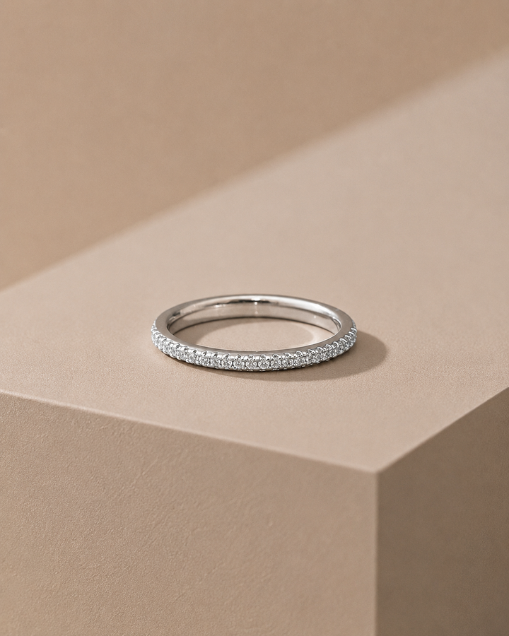 Minimalistic Sølv Eternity Ring