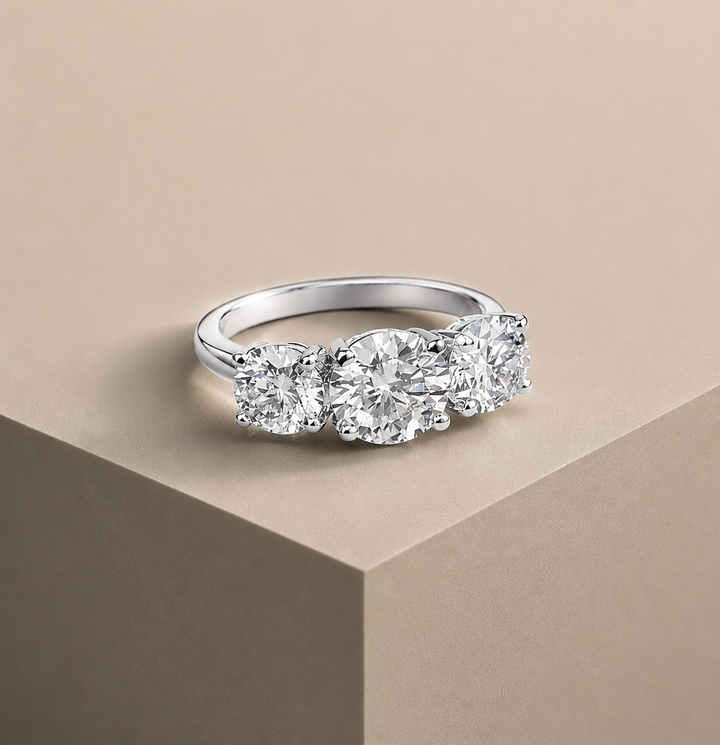 Wauw Her Ring